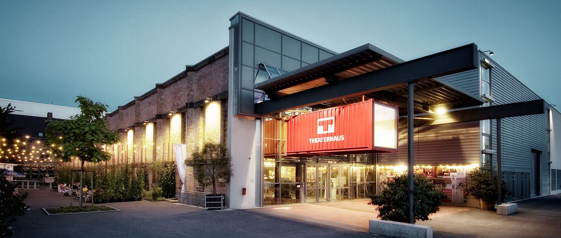 Aussenaufnahme Theaterhaus Stuttgart